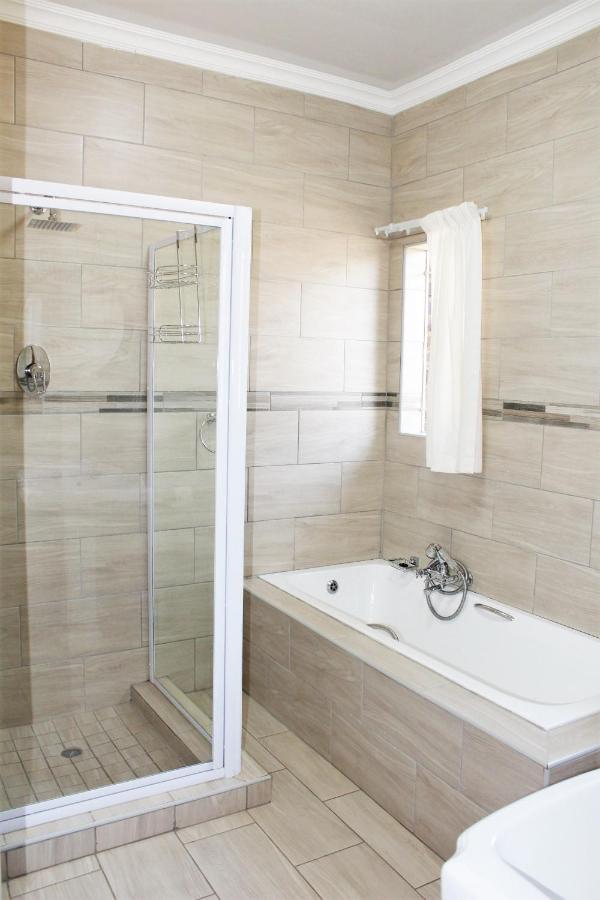 Ngwenya Boutique Hotel Lephalale Экстерьер фото