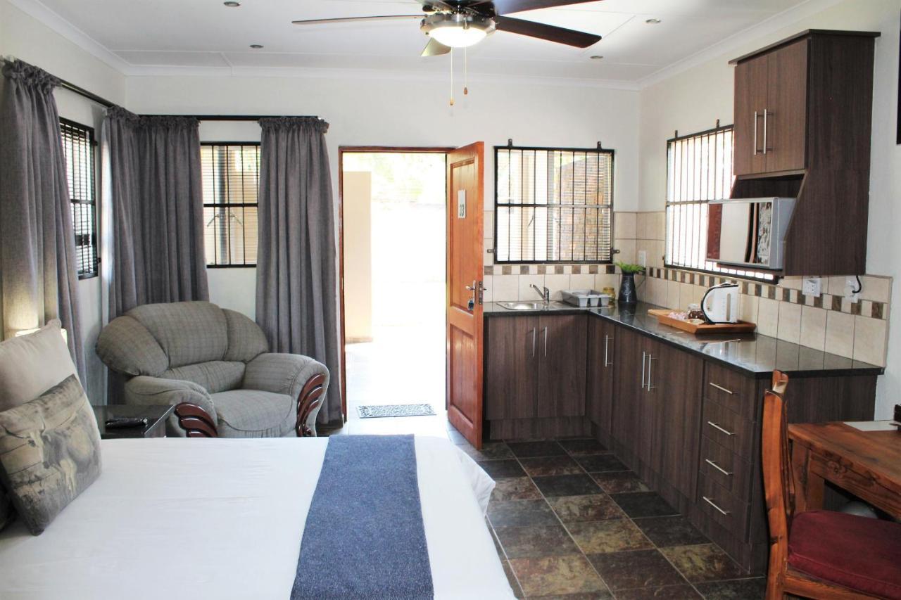 Ngwenya Boutique Hotel Lephalale Экстерьер фото